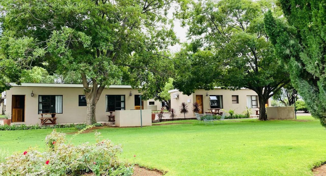 Travalia Guest Farm Villa Nelspoort Екстериор снимка