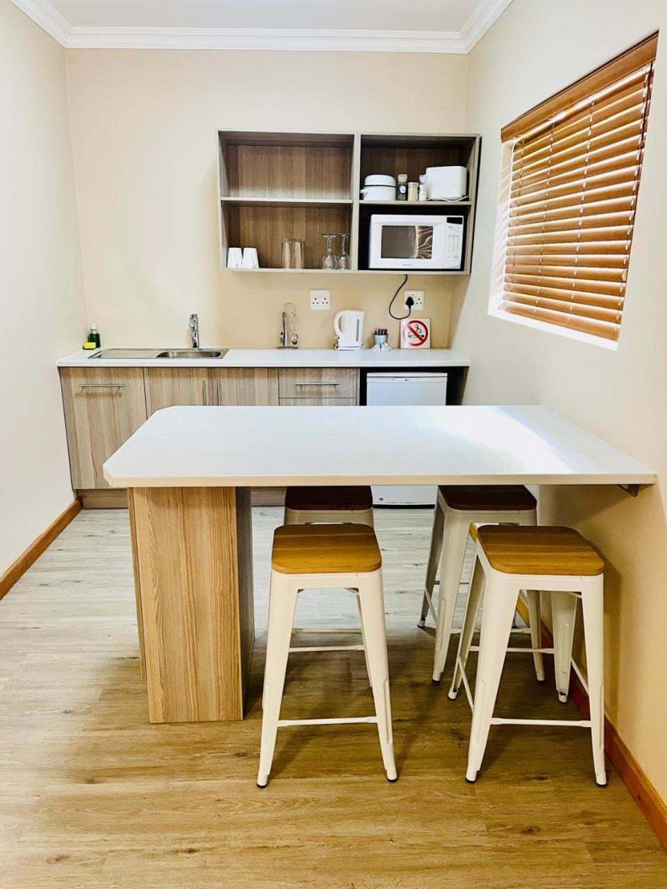Travalia Guest Farm Villa Nelspoort Екстериор снимка